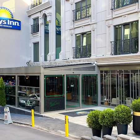 Days Inn By Wyndham Istanbul Bomonti מראה חיצוני תמונה